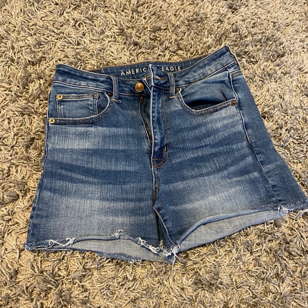 American Eagle High Rise Shortie